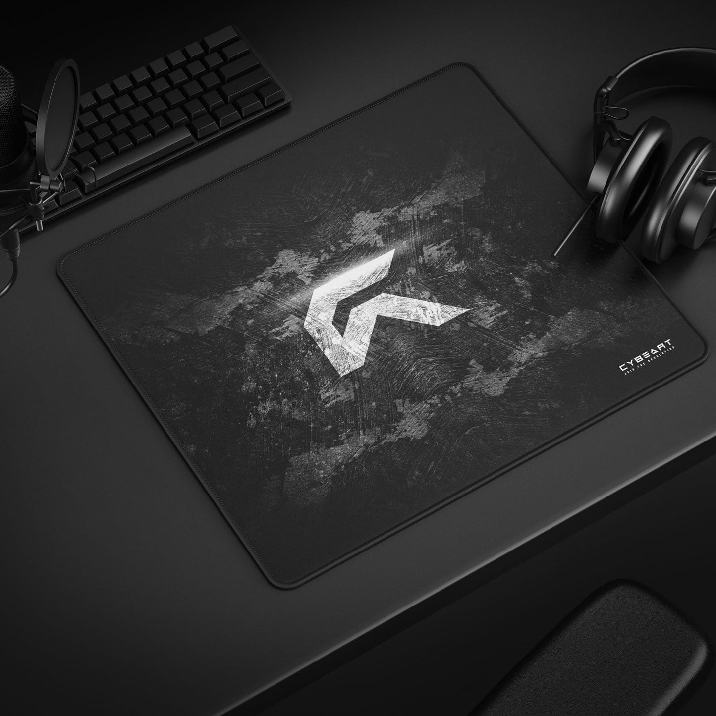 Signature Edition Gaming Mouse Pad – Optimal Glide &amp; Non-Slip Base