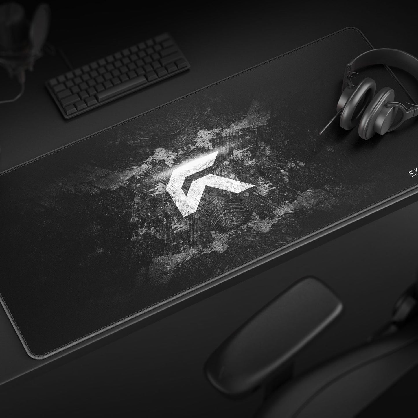 Signature Edition Gaming Mouse Pad – Optimal Glide &amp; Non-Slip Base